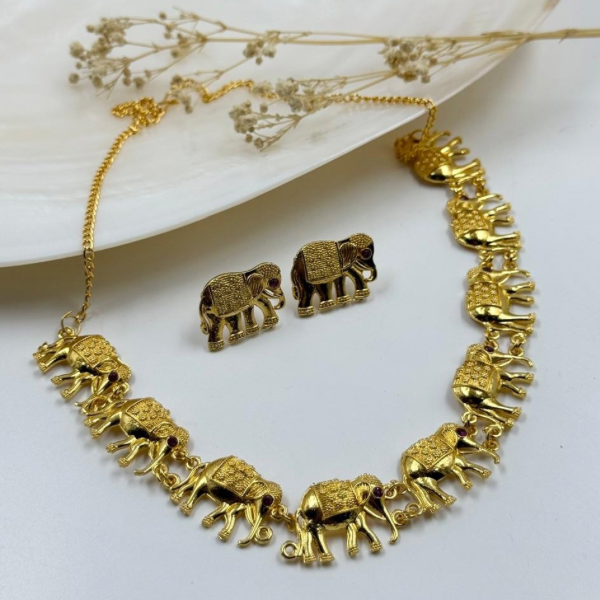 Golden Elephant Theme Necklace Set