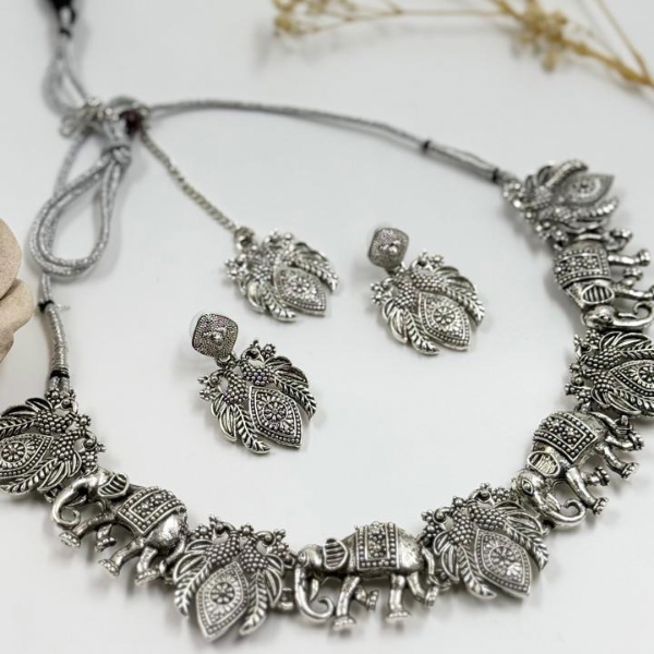 Timeless Elegance Elephant Necklace Set