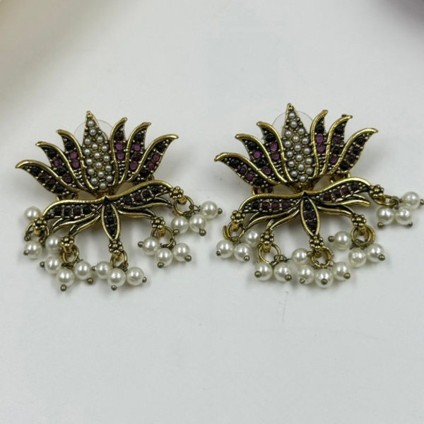 Emerald Dewdrop: Lotus Stud Earrings