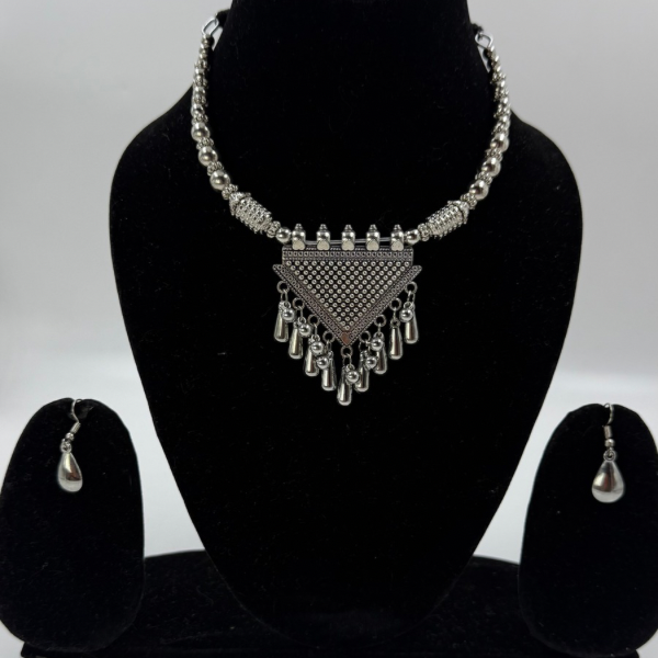 Navratri Dhamaka Jewelry Combo – 3 Sets + 2 Bangles