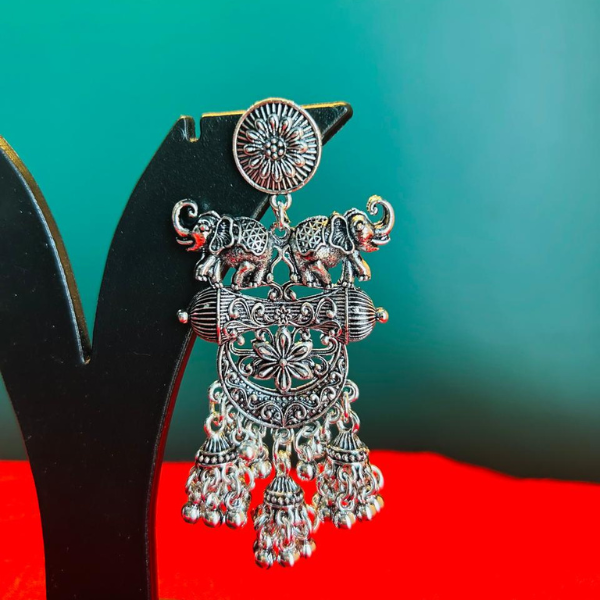 The Royal Dual Elephant Jumka