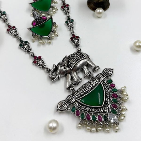 Majestic Echo: Elephant Necklace (Silver)