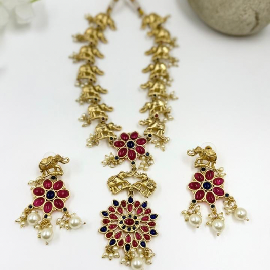 Royal Elephant Motif Antique Gold Necklace Set 2