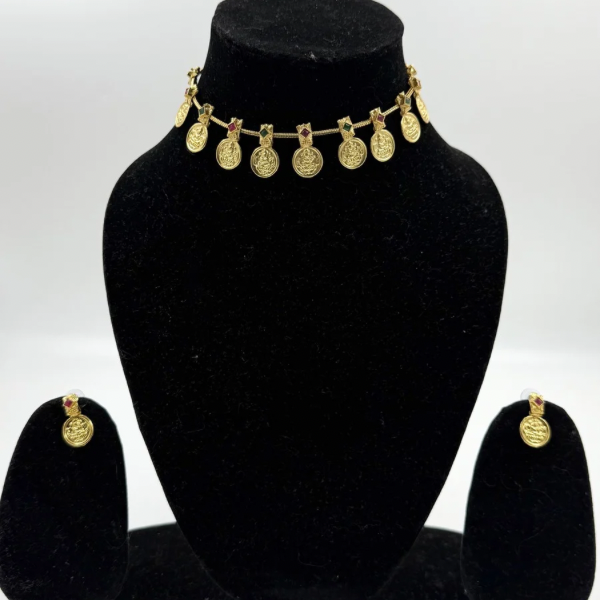 Festive Glam: Choker Necklace & Potli Pouch Combo