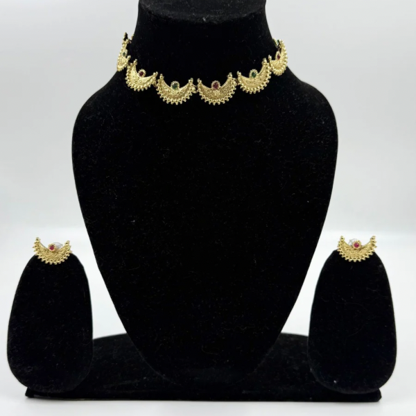 Festive Glam: Choker Necklace & Potli Pouch Combo