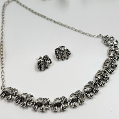 Royal Elephants Riding Necklace Set