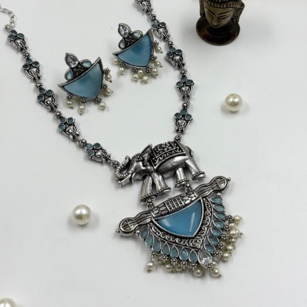 Majestic Echo: Elephant Necklace (Blue)
