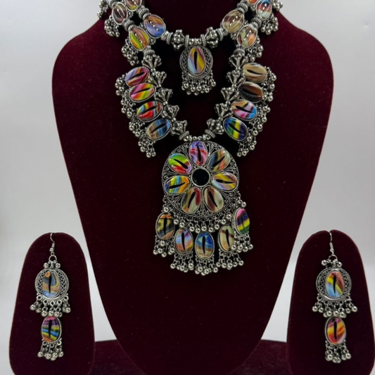 Tribal Chic Oxidized Silver & Cowrie Shell Choker Necklace Set