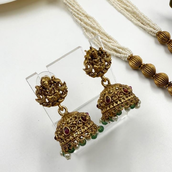Ethnic Pearl Strings Temple Set with Green beads