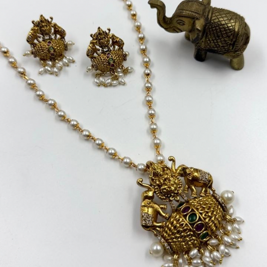Regal Pearl Elephant Necklace Set 1