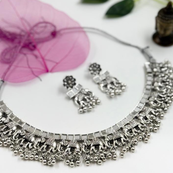 Enchanting Elephant Necklace Set
