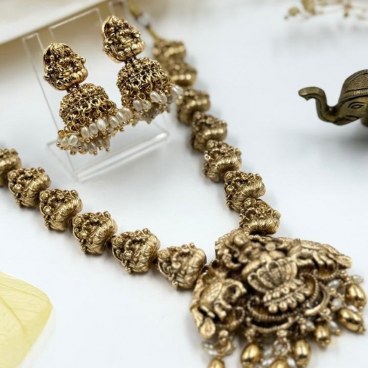 Golden Divinity Jewellery Set - White Radiance