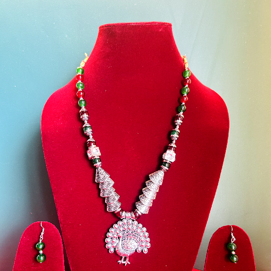 Magnificent Peacock Necklace Set (Red & Green)